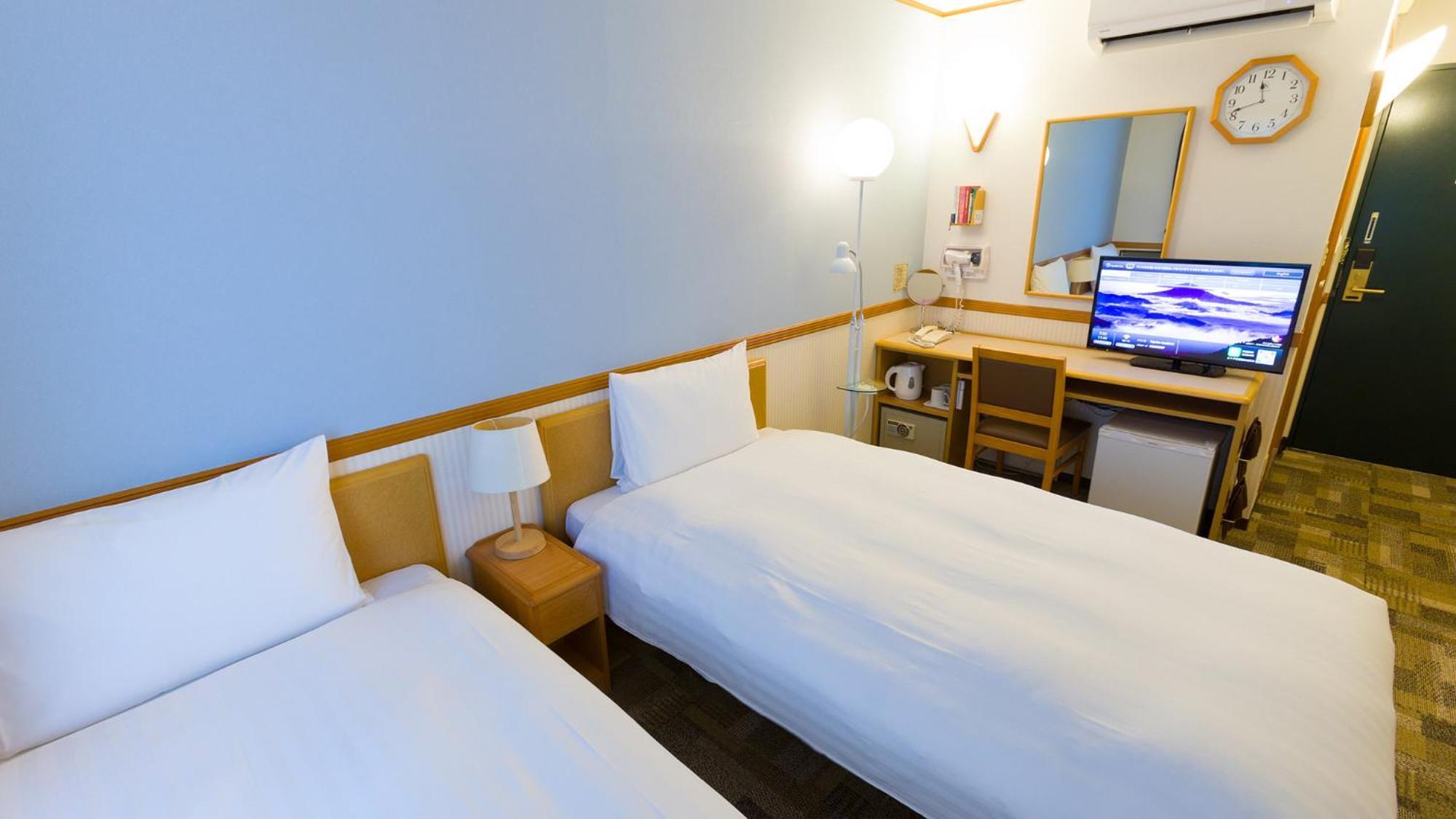 Toyoko Inn Tokyo Eki Shin Ohashi Mae Room photo