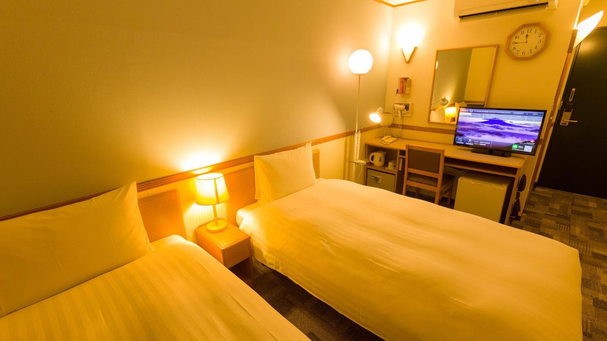 Toyoko Inn Tokyo Eki Shin Ohashi Mae Room photo