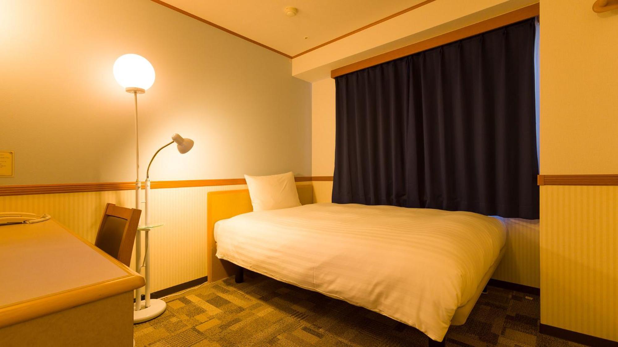 Toyoko Inn Tokyo Eki Shin Ohashi Mae Room photo